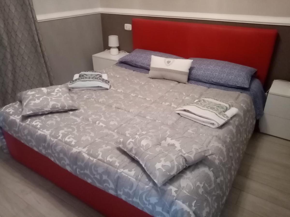 Casa Vacanza Rosariomaria 雷阿尔蒙特 外观 照片
