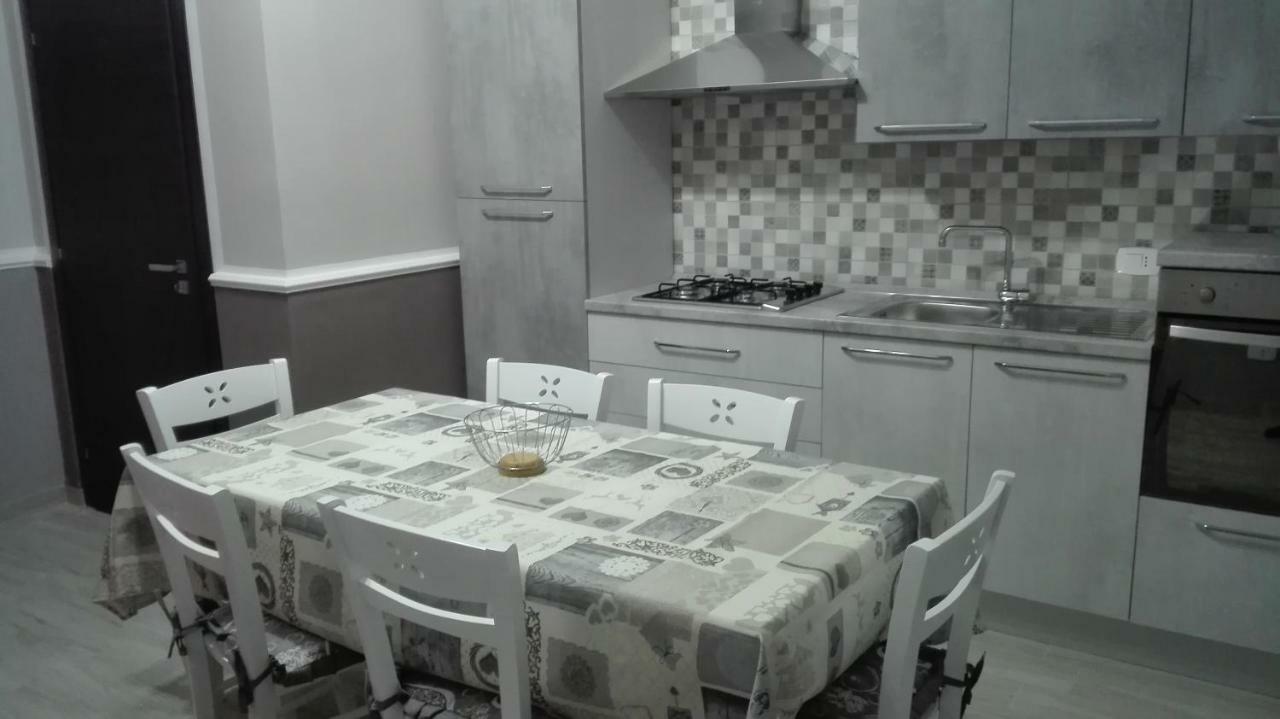 Casa Vacanza Rosariomaria 雷阿尔蒙特 外观 照片